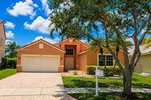 1041 Cedar Falls Dr, Weston, FL 33327 - Photo 1