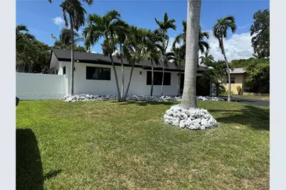 1370 SW 32nd St, Fort Lauderdale, FL 33315 - Photo 2