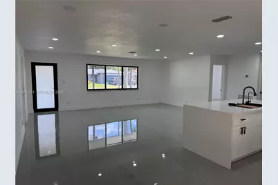 1370 SW 32nd St, Fort Lauderdale, FL 33315 - Photo 8