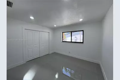 1370 SW 32nd St, Fort Lauderdale, FL 33315 - Photo 12