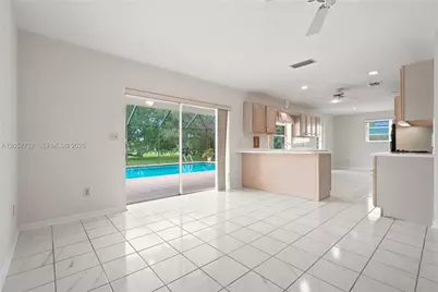 8010 SW 139th Ter, Palmetto Bay, FL 33158 - Photo 6