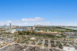 1745 E Hallandale Beach Blvd, Hallandale Beach, FL 33009 - Photo 18