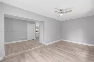 6420 NW 26th St, Sunrise, FL 33313 - Photo 16
