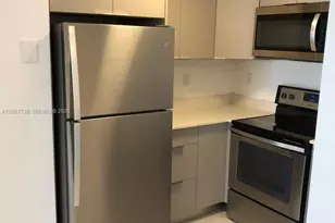 9682 Fontainebleau Blvd, Miami, FL 33172 - Photo 8