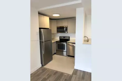 9682 Fontainebleau Blvd #507, Miami, FL 33172 - Photo 6