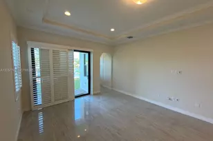 455 SW 113th Ln, Pembroke Pines, FL 33025 - Photo 16