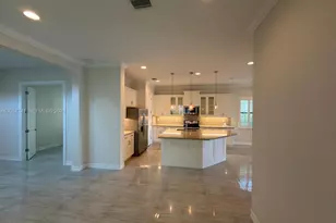 455 SW 113th Ln, Pembroke Pines, FL 33025 - Photo 12