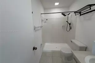 411 NW 100th Pl, Pembroke Pines, FL 33024 - Photo 18