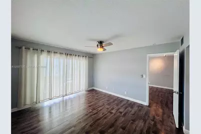 2300 Park Ln #201, Hollywood, FL 33021 - Photo 14