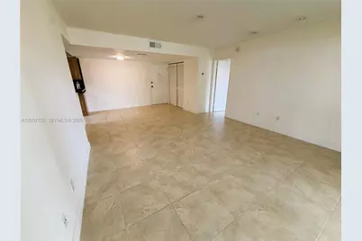 7483 SW 82nd St #A102, Miami, FL 33143 - Photo 8