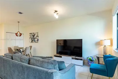 4623 NW 83rd Pkwy, Doral, FL 33166 - Photo 2