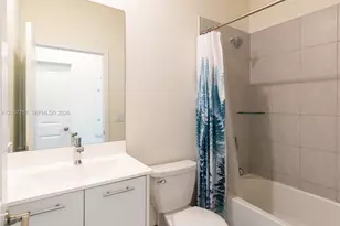4623 NW 83rd Pkwy, Doral, FL 33166 - Photo 32