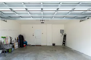 4623 NW 83rd Pkwy, Doral, FL 33166 - Photo 38