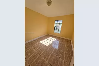 311 NW 97th St #311, Miami, FL 33150 - Photo 8