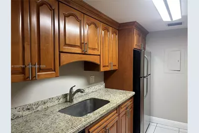 7965 SW 86th St #105, Miami, FL 33143 - Photo 6