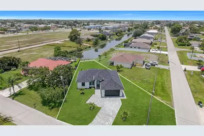 824 SW 15th St, Other City - In The State Of Florida, FL 33991 - Photo 34