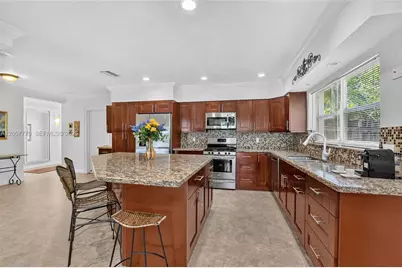 731 NW 4th Ct, Boca Raton, FL 33432 - Photo 18