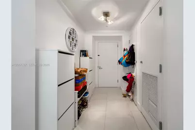 1900 N Bayshore Dr #3612, Miami, FL 33132 - Photo 12