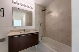 1900 N Bayshore Dr, Miami, FL 33132 - Photo 16