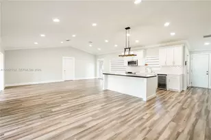 6320 NW 199th St, Hialeah, FL 33015 - Photo 6