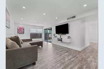 501 NW 98th Ct #501, Miami, FL 33172 - Photo 14