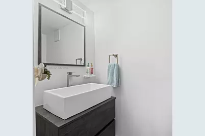 501 NW 98th Ct #501, Miami, FL 33172 - Photo 12