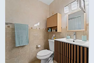 501 NW 98th Ct #501, Miami, FL 33172 - Photo 24