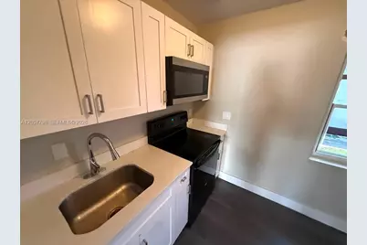 2140 NW 24th St #2, Miami, FL 33142 - Photo 2