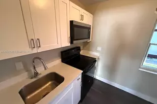 2140 NW 24th St, Miami, FL 33142 - Photo 2