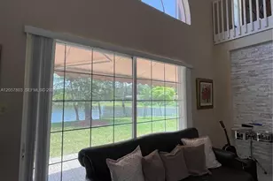 340 SW 167th Ave, Pembroke Pines, FL 33027 - Photo 14
