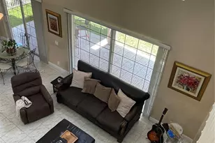 340 SW 167th Ave, Pembroke Pines, FL 33027 - Photo 20