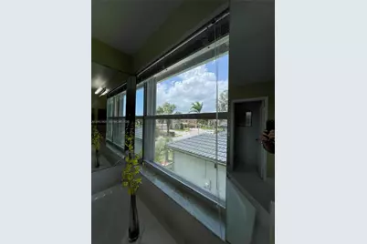 340 SW 167th Ave, Pembroke Pines, FL 33027 - Photo 44
