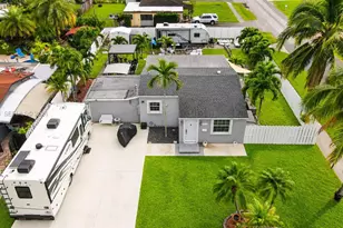 117 SW 6th St, Hallandale Beach, FL 33009 - Photo 2