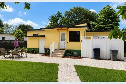 541 Raven Ave #1, Miami Springs, FL 33166 - Photo 2