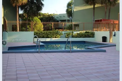 11103 NW 7th St #202-2, Miami, FL 33172 - Photo 18