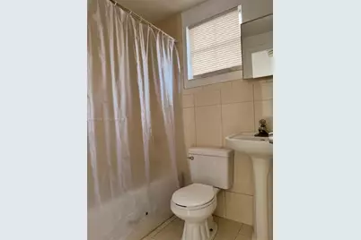 9815 SW 51st Ter #B, Miami, FL 33165 - Photo 8