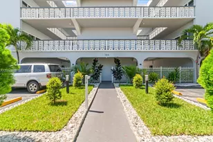 1818 Rodman St, Hollywood, FL 33020 - Photo 2
