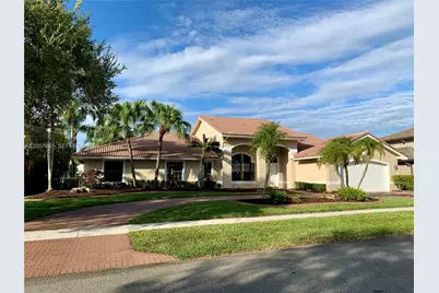 19331 NW 8th St, Pembroke Pines, FL 33029 - Photo 1