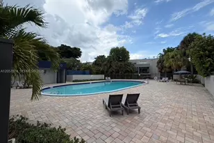 30 NW 87th Ave, Miami, FL 33172 - Photo 24