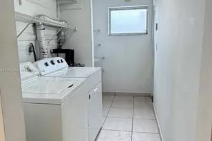 30 NW 87th Ave, Miami, FL 33172 - Photo 20