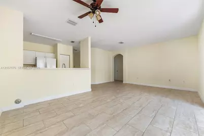 230 SE 29th Ave #1, Homestead, FL 33033 - Photo 2