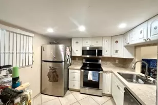3905 N Nob Hill Rd, Sunrise, FL 33351 - Photo 26