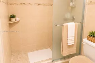 3905 N Nob Hill Rd, Sunrise, FL 33351 - Photo 10