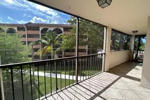 3905 N Nob Hill Rd, Sunrise, FL 33351 - Photo 12