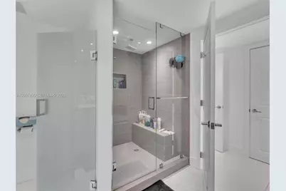 19707 Turnberry Way #21D, Aventura, FL 33180 - Photo 16