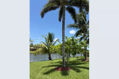 15171 SW 35th St, Davie, FL 33331 - Photo 2