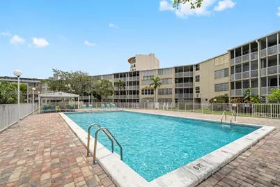1690 NE 191st St #302-1, Miami, FL 33179 - Photo 26