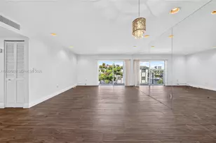 3642 NE 171 St, North Miami Beach, FL 33160 - Photo 6
