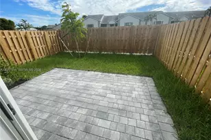 1351 SE 7th Ter, Homestead, FL 33034 - Photo 12