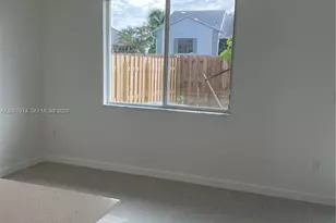 1351 SE 7th Ter, Homestead, FL 33034 - Photo 10